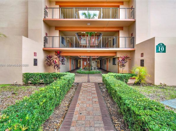 8730 SW 133rd Ave Rd 417, Miami FL 33183