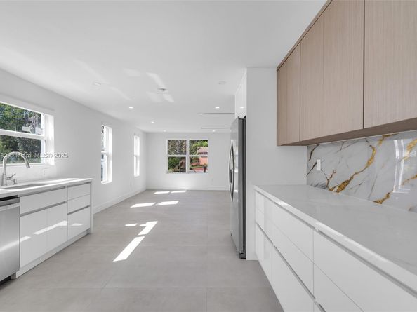 4008 Greenwood Ave, West Palm Beach FL 33407