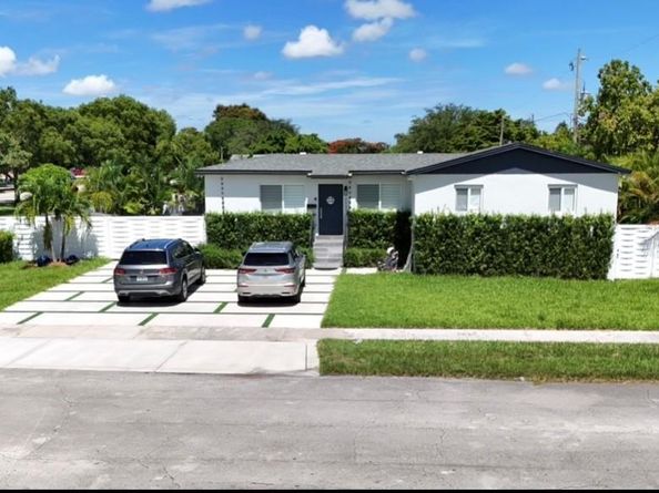 2401 SW 83rd Ave, Miami FL 33155