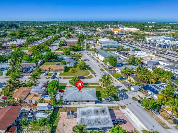 4100 SW 18th Ct, Fort Lauderdale FL 33317