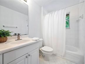1906 Timberline Rd, Weston FL 33327