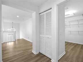 1906 Timberline Rd, Weston FL 33327