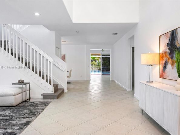 1906 Timberline Rd, Weston FL 33327