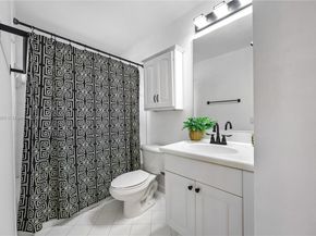 1906 Timberline Rd, Weston FL 33327