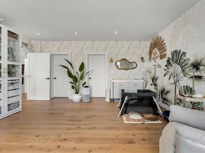 795 Lakeview Dr, Miami Beach FL 33140