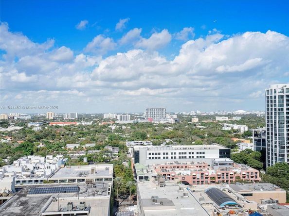 2889 Mcfarlane Rd 2105, Miami FL 33133