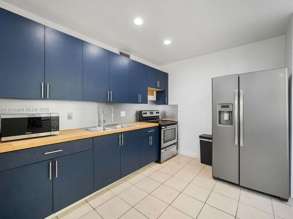 8320 SW 43rd Ter, Miami FL 33155