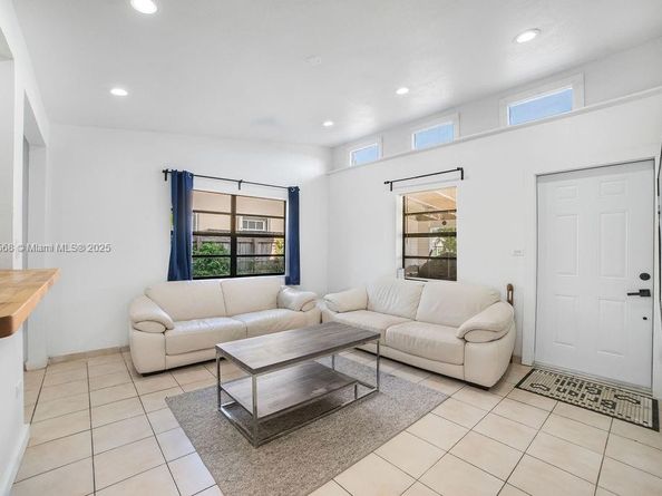 8320 SW 43rd Ter, Miami FL 33155