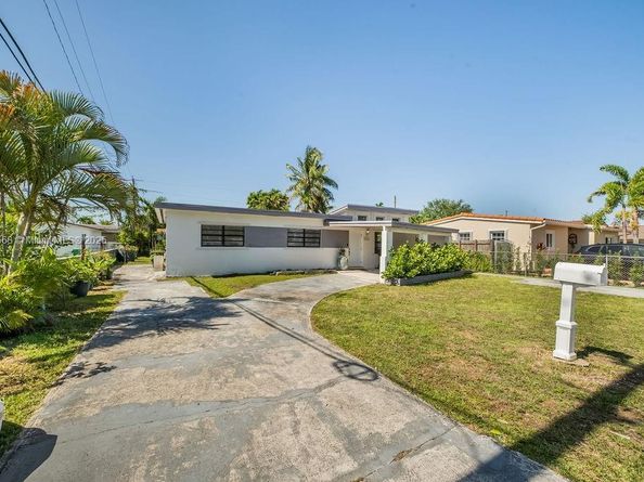 8320 SW 43rd Ter, Miami FL 33155