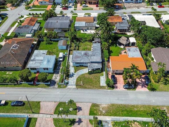 8320 SW 43rd Ter, Miami FL 33155