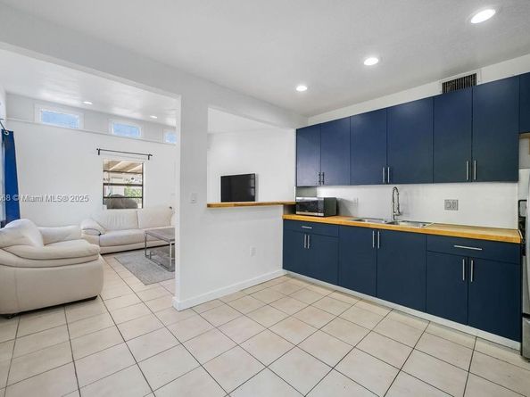 8320 SW 43rd Ter, Miami FL 33155