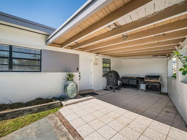 8320 SW 43rd Ter, Miami FL 33155