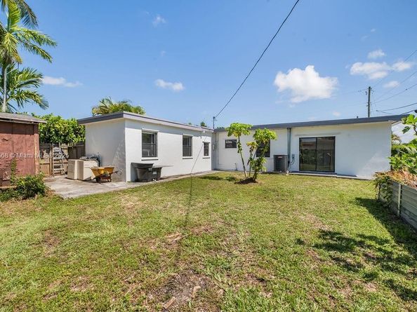 8320 SW 43rd Ter, Miami FL 33155