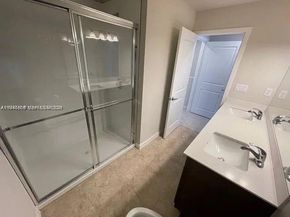 1025 NW 5th St, Florida City FL 33034