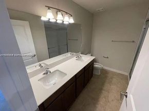 1025 NW 5th St, Florida City FL 33034