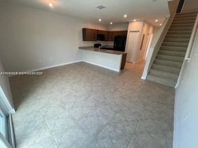 1025 NW 5th St, Florida City FL 33034