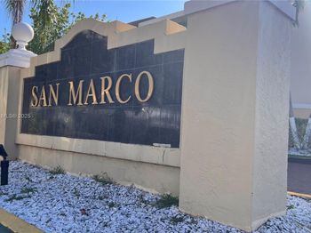 8850 Fontainebleau Blvd