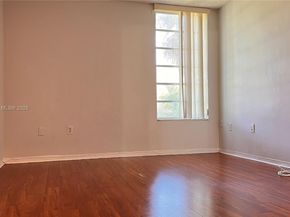 8850 Fontainebleau Blvd 202, Miami FL 33172