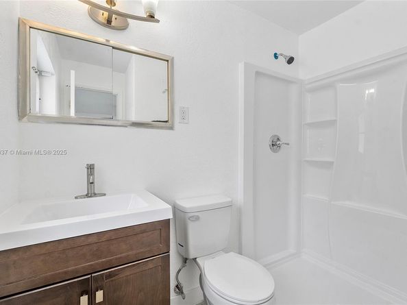 2261 Utopia Dr, Miramar FL 33023