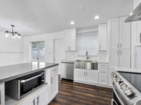 2261 Utopia Dr, Miramar FL 33023
