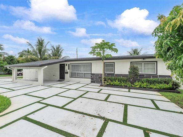 2261 Utopia Dr, Miramar FL 33023
