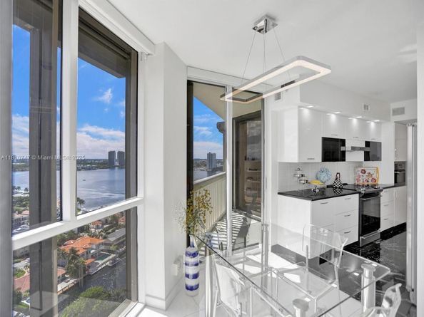 1000 E Island Blvd 2103, Aventura FL 33160