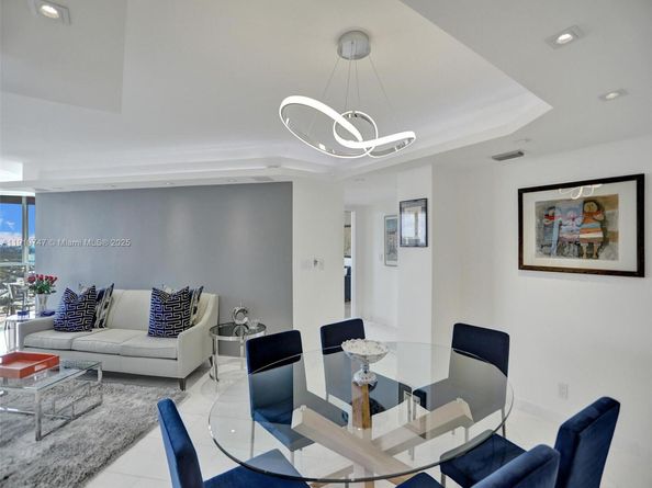 1000 E Island Blvd 2103, Aventura FL 33160