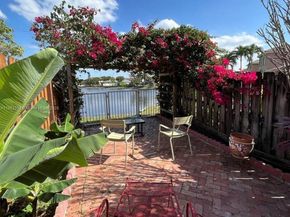 16368 SW 43rd Ter, Kendall FL 33185