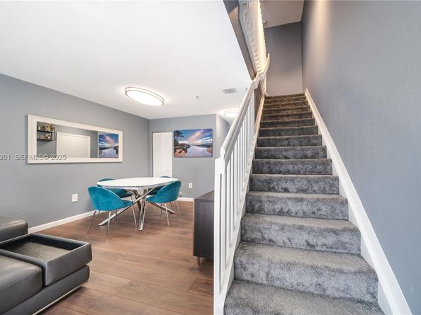 2040 NE 167th St 3128, North Miami Beach FL 33162