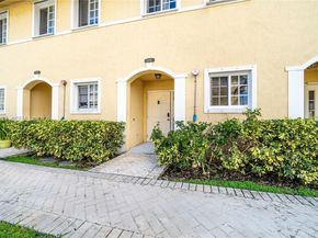 2040 NE 167th St 3128, North Miami Beach FL 33162