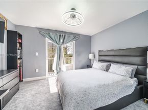 2040 NE 167th St 3128, North Miami Beach FL 33162