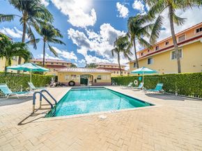 2040 NE 167th St 3128, North Miami Beach FL 33162