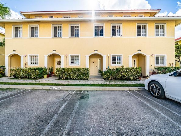 2040 NE 167th St 3128, North Miami Beach FL 33162