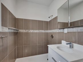 570 NE 68th St, Miami FL 33138