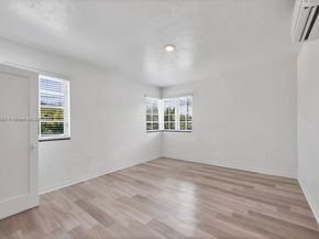 570 NE 68th St, Miami FL 33138