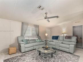 1800 SW 85th Ave, Davie FL 33324