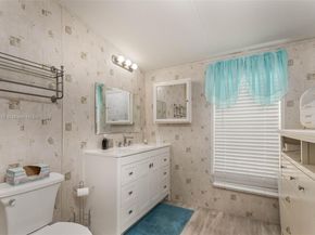 1800 SW 85th Ave, Davie FL 33324