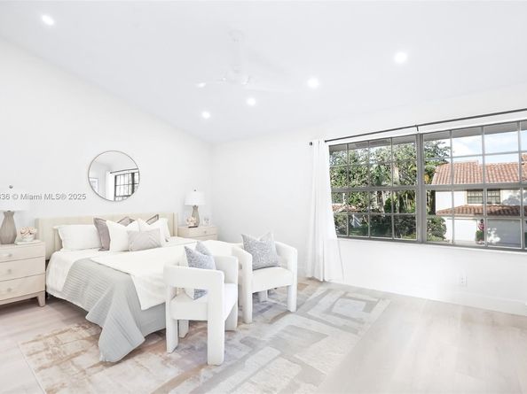 7829 La Mirada Dr, Boca Raton FL 33433
