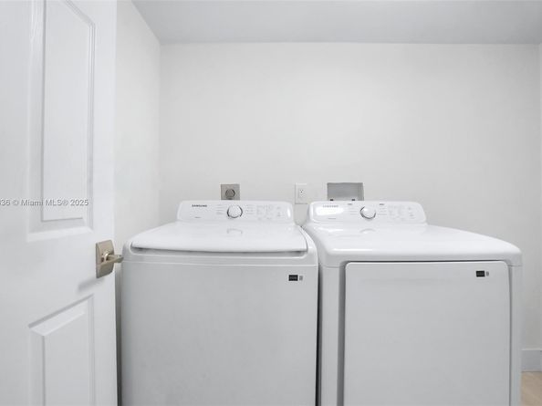 7829 La Mirada Dr, Boca Raton FL 33433
