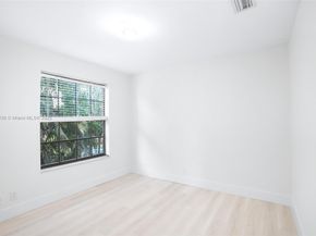 7829 La Mirada Dr, Boca Raton FL 33433