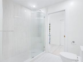 7829 La Mirada Dr, Boca Raton FL 33433