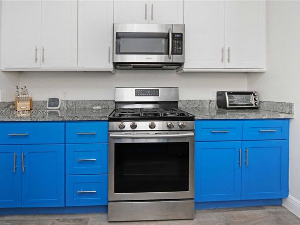 1535 Hollywood Blvd, Hollywood FL 33020