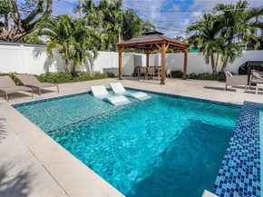 1535 Hollywood Blvd, Hollywood FL 33020