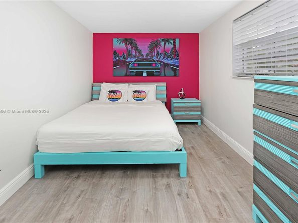 1535 Hollywood Blvd, Hollywood FL 33020