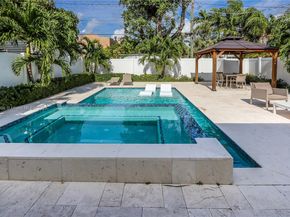 1535 Hollywood Blvd, Hollywood FL 33020