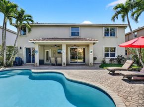 19151 N Hibiscus St, Weston FL 33332