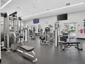19151 N Hibiscus St, Weston FL 33332