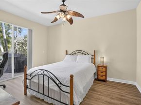 19151 N Hibiscus St, Weston FL 33332