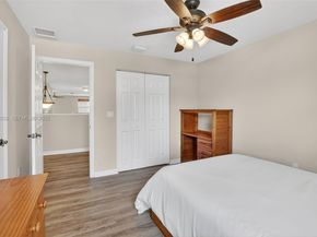 19151 N Hibiscus St, Weston FL 33332