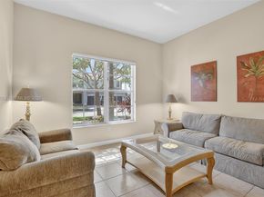 19151 N Hibiscus St, Weston FL 33332